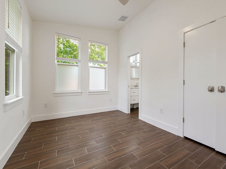 1st image of 4416 Rosedale Ave