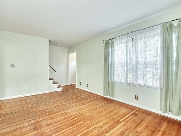 4th image of 989 Atlantic Ave