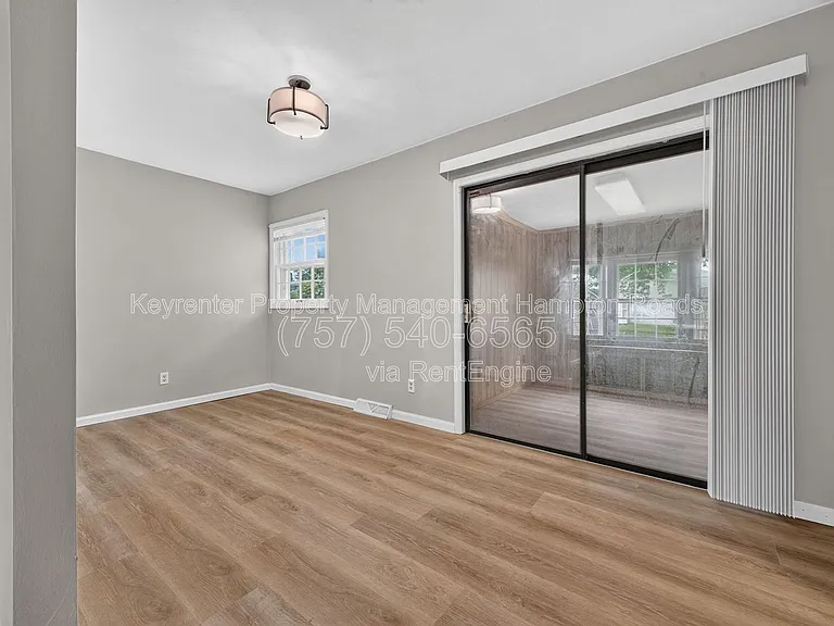 4503 Leeward Dr — Photo 9