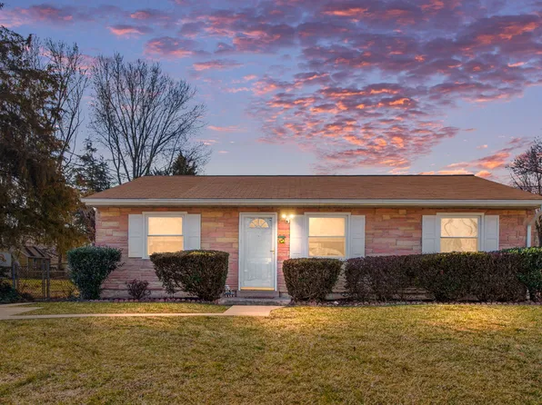 14444 Meridian Dr, Woodbridge, VA 22191