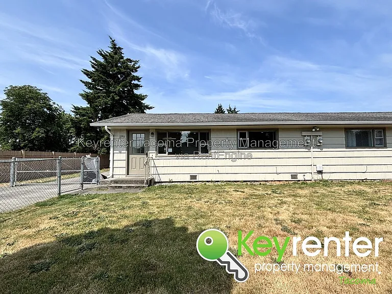 11916 Alaska St S — Photo 1