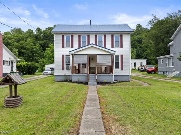 71571 Hall St, Saint Clairsville, OH 43950
