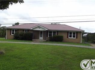 1974 Clydeton Rd, Waverly, TN 37185