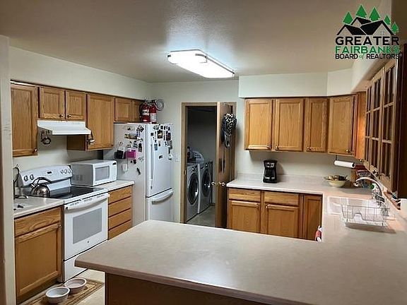 4th image of 338 Shannon Dr