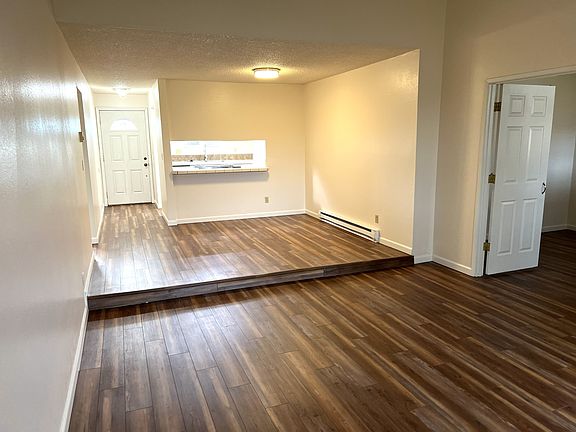 LIVING ROOM TO DINING AREA