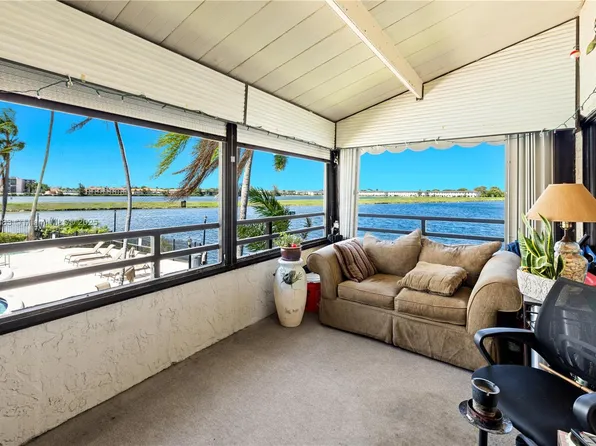 20145 NE 3rd Ct APT 2, Miami, FL 33179