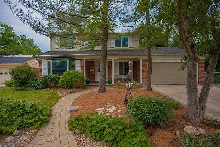 1st image of 2971 Pebble Creek Dr