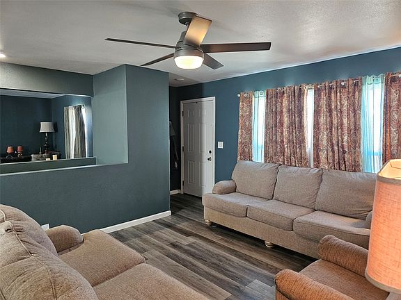 4th image of 1107 W Beeson Rd