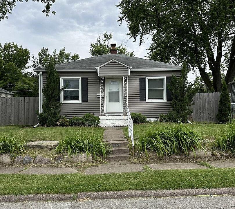 1st image of 2312 Pacific St