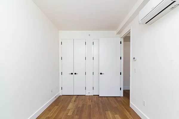 Rented by Nooklyn NYC LLC | media 9