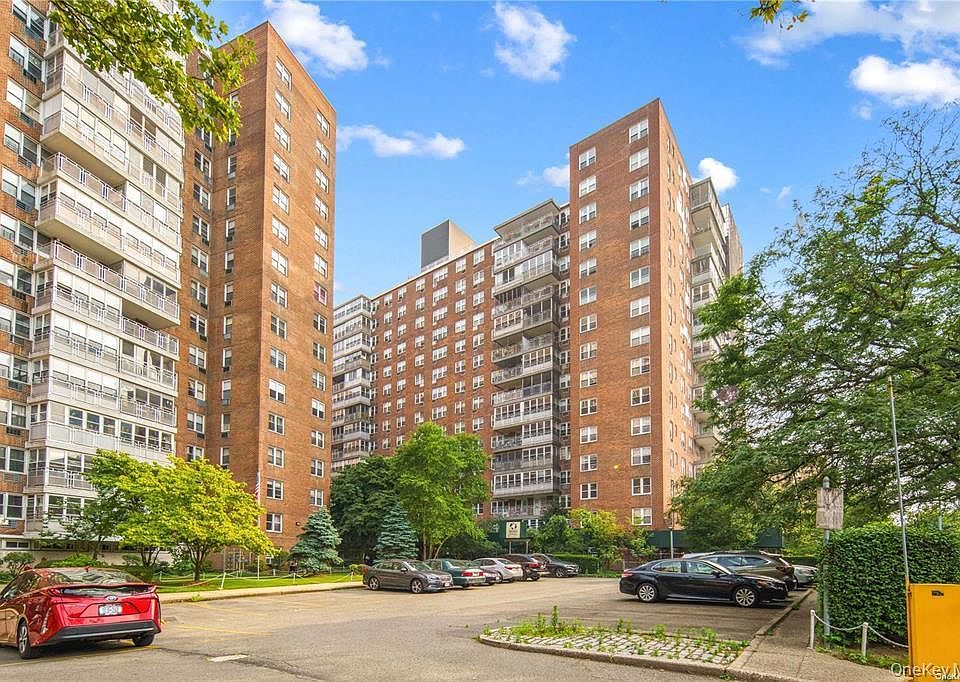 1st image of 138-10 Franklin Avenue #2L