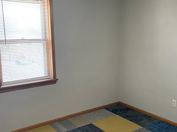 (undisclosed Address), Collinsville, IL 62234