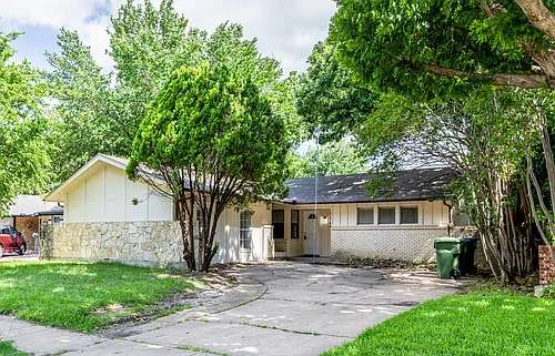 1505 McDonald Dr Photo 1