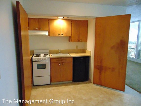 4th image of 2200 E Mill Plain Blvd APT 3