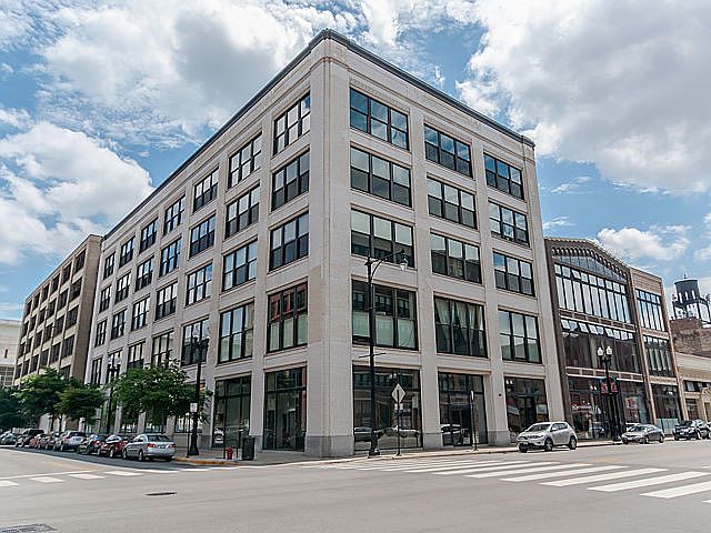 1st image of 2303 S Michigan Ave APT 502