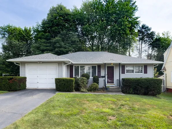 21 Marlboro Street, Waterbury, CT 06705