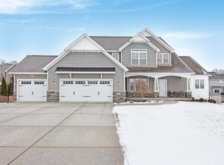 7792 Port Hope Dr, Kalamazoo, MI 49009