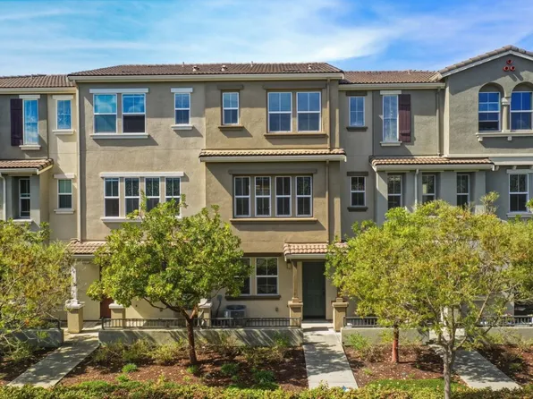 2305 Gibbons St, Hayward, CA 94541