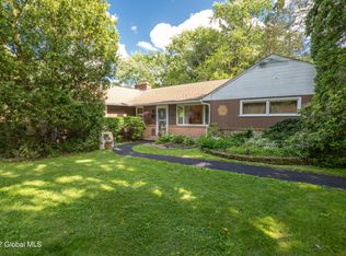 1982 Van Antwerp Rd, Niskayuna, NY 12309