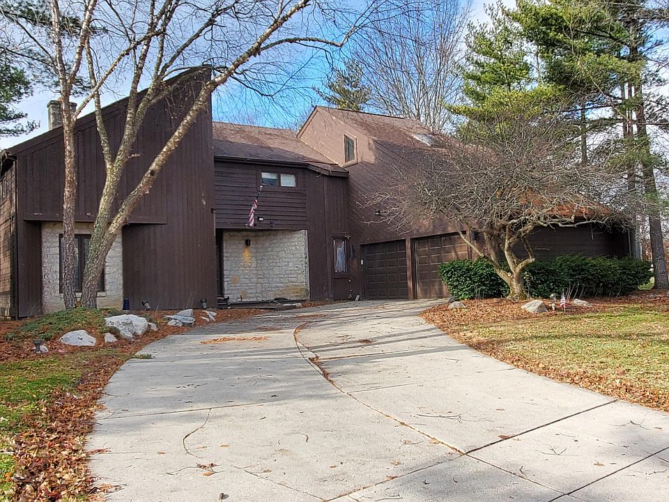 2nd image of 9001 Macintyre Dr