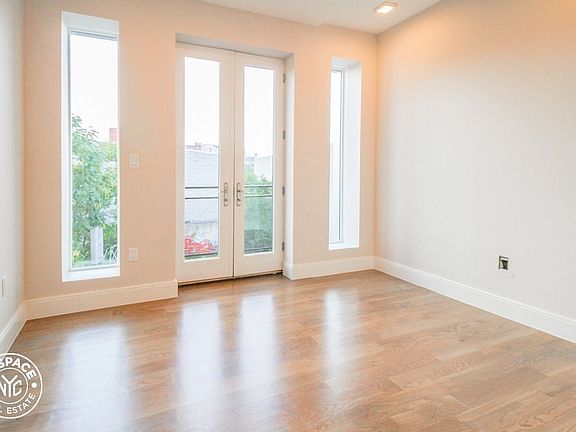 4th image of 259 Evergreen Ave #4AFFX