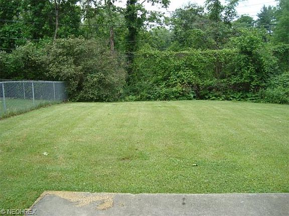 4th image of 13534 Sherwood Cir
