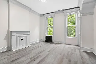 Rented by Rennit Inc.