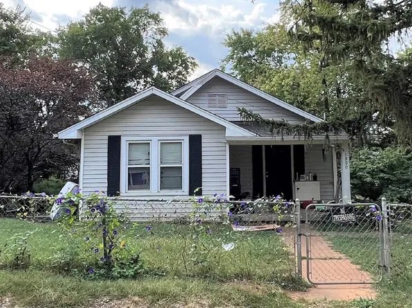 1900 Hoitt Ave, Knoxville, TN 37917