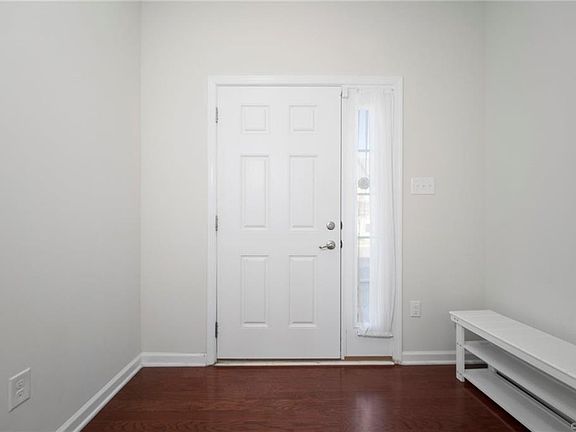 5th image of 8976 Ringview Dr Unit L-c