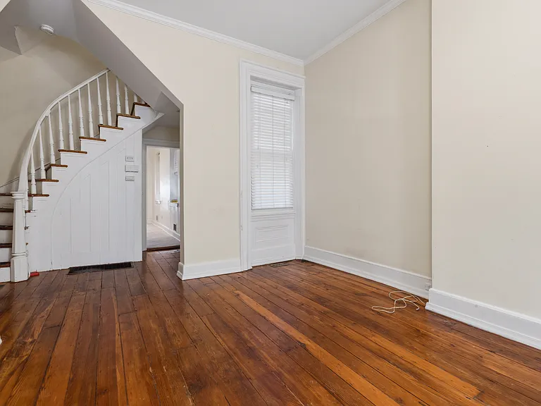 2025 Poplar St #1 — Photo 10