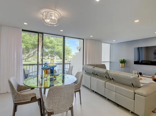 704 Bridgewood Drive, Boca Raton, FL 33434