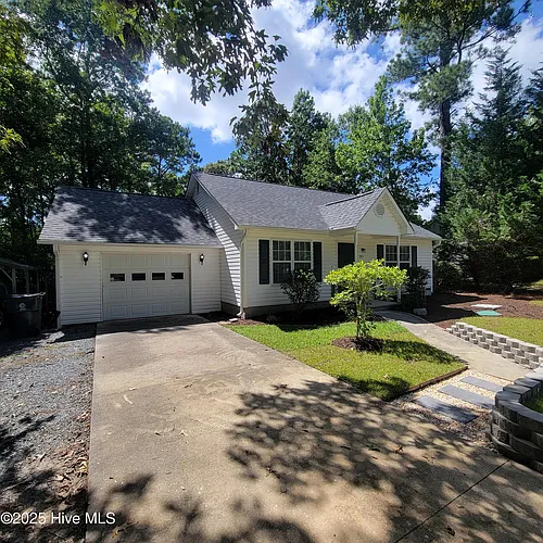 393 E Wood Ln Photo 1 393 E Wood Ln Photo 1