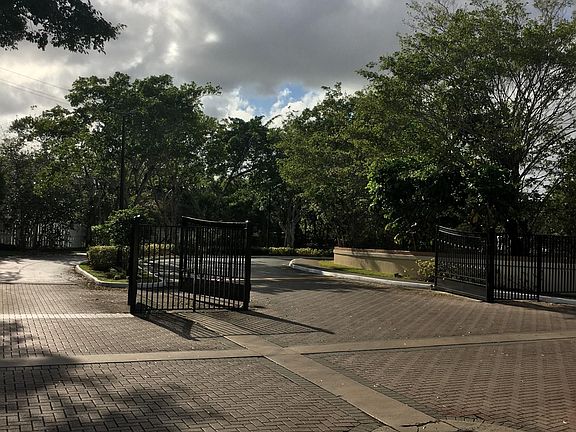 5th image of 9999 Summerbreeze Dr APT 506