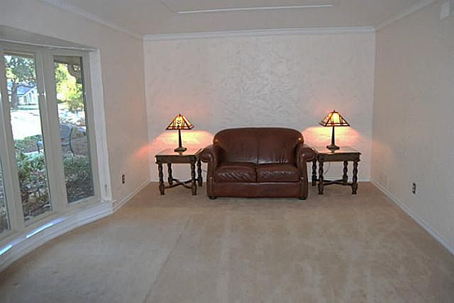 1st image of 4008 Shady Hill Dr