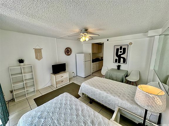 5th image of 1920 Ala Moana Blvd APT 1606