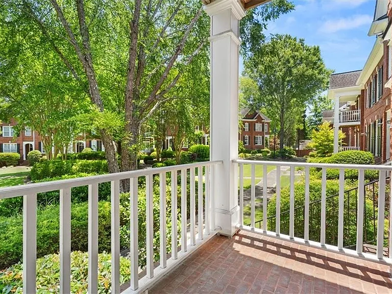 4372 Paces Point Cir SE — Photo 11