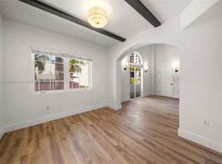 2411 Biscayne Blvd #2, Miami, FL 33137