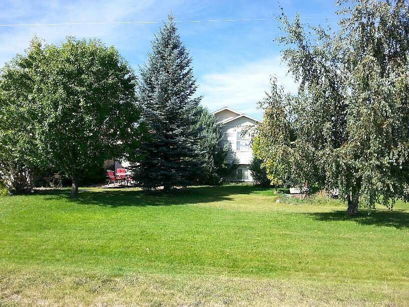 1st image of 2540 Shoshone Dr