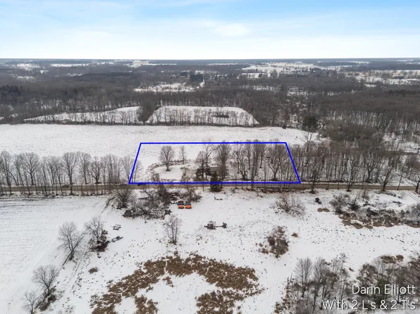 3358 Dake Rd, Ionia, MI 48846