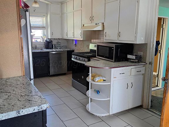 5th image of 806 Avenue R