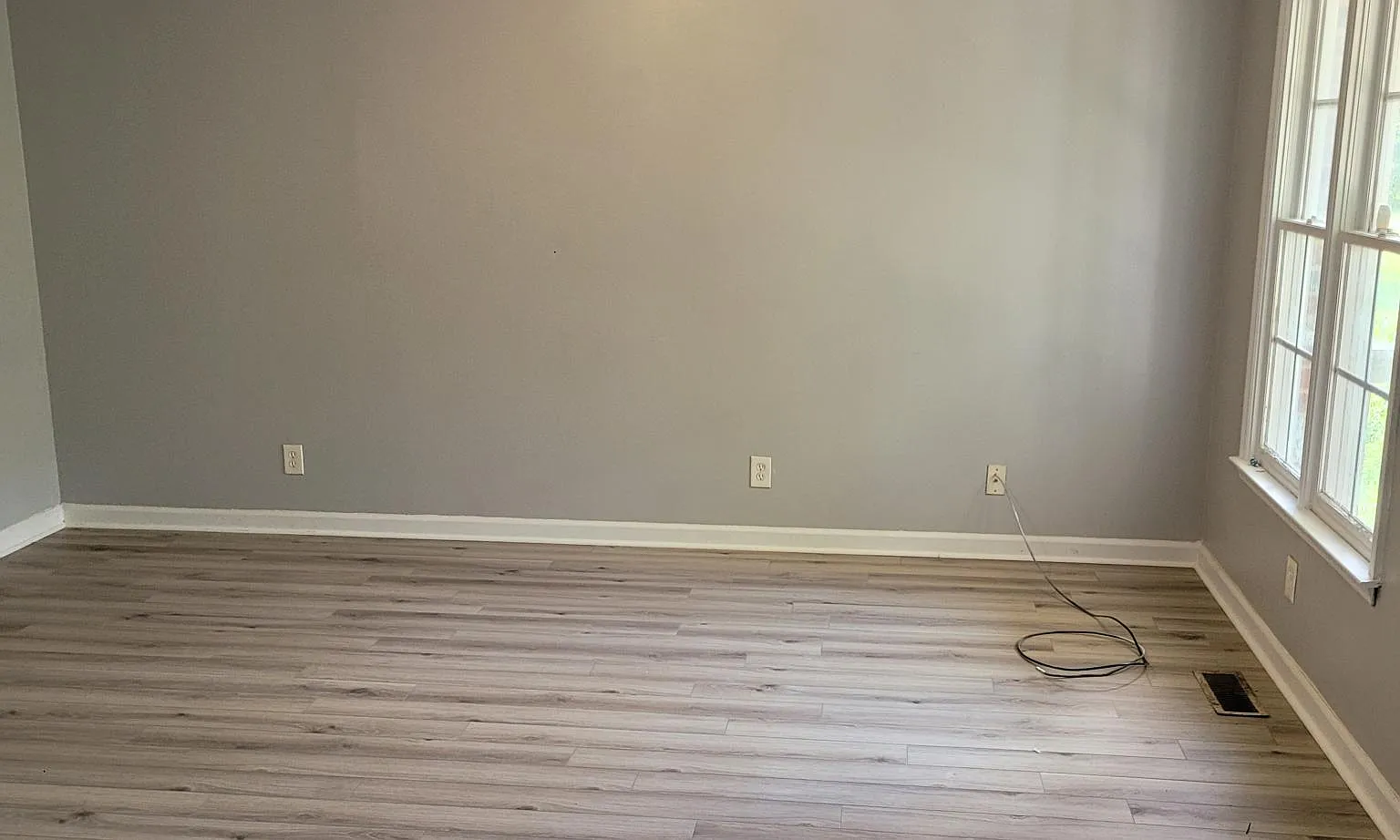 2 bed, 1020 sqft, $1,300 — Photo 1