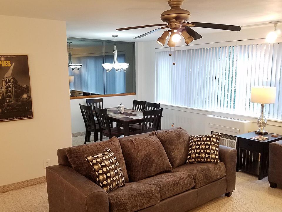 2nd image of 1000 East Ave APT 406