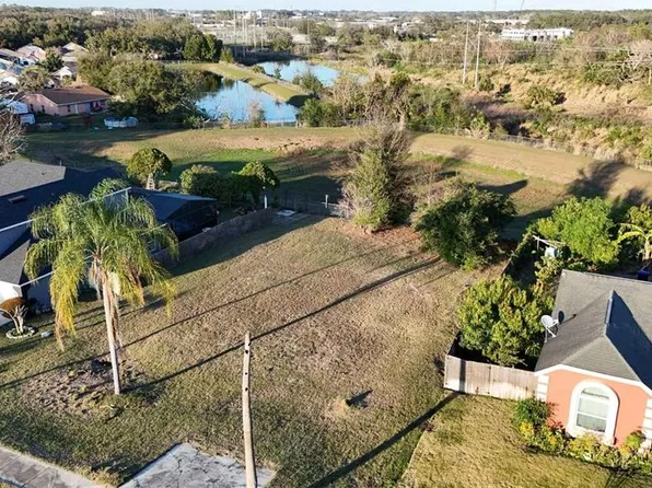 5704 Grand Canyon Dr #18, Orlando, FL 32810