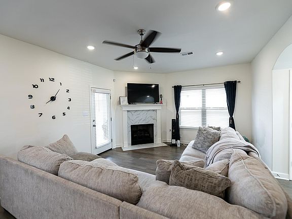 2nd image of 4627 Wilshire Lake Ln