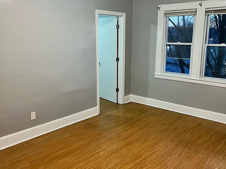 308 Main St — Photo 6