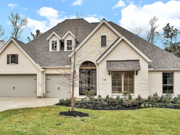 215 Wooded Rill Ct, Willis, TX 77318