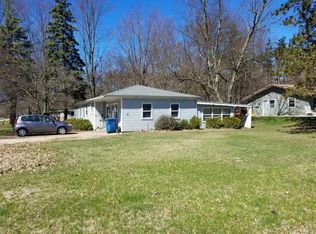 561 Hayes St, Holland, MI 49424