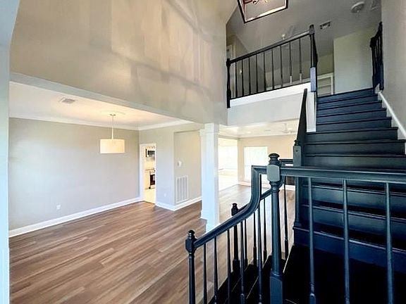 3rd image of 3777 Lake Lynn Dr