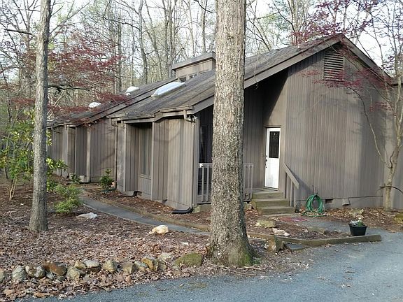 2nd image of 103 Oakstone Dr