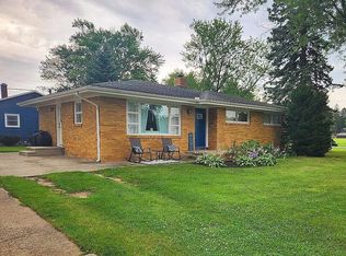 396 Hunter Dr, Benton Harbor, MI 49022